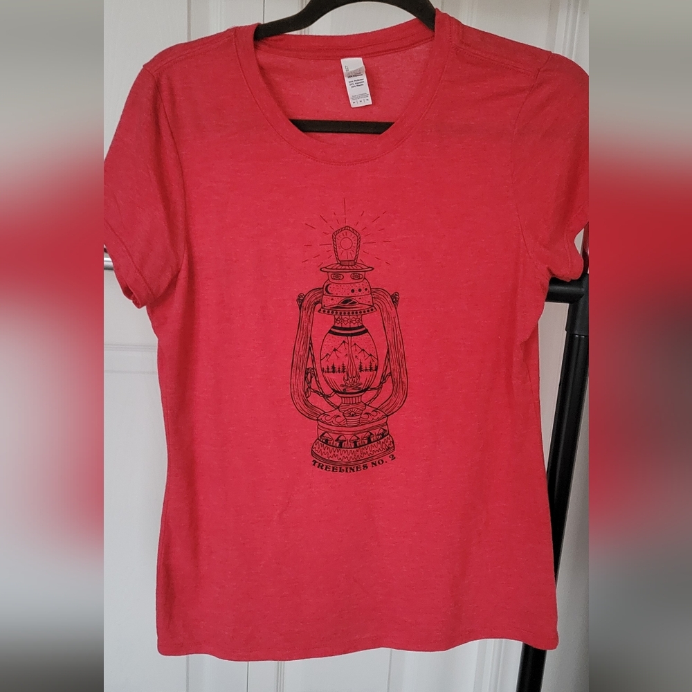 Red Graphic Women's Tee With Lantern